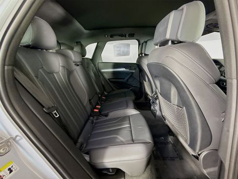 Certified 2025 Audi Q5 2.0T Premium image 27