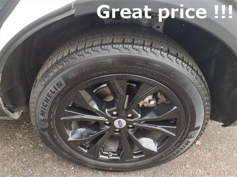 Used 2023 Ford Explorer XLT w/ Equipment Group 202A image 15