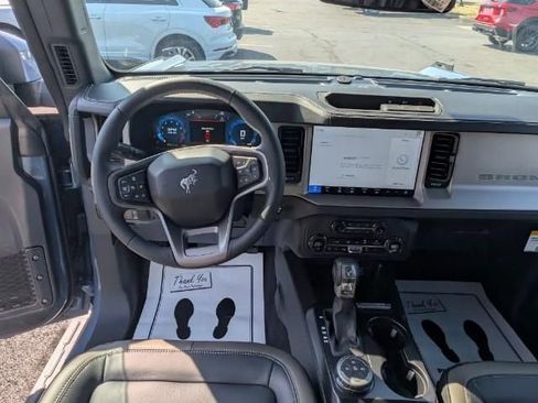 New 2025 Ford Bronco Outer Banks image 36