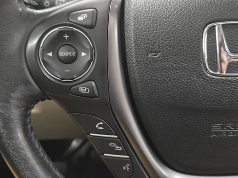 Used 2018 Honda Pilot EX-L image 30