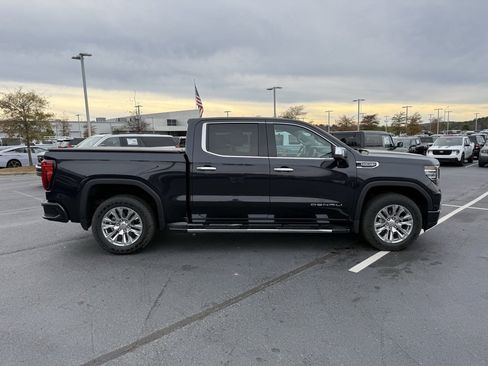 Used 2023 GMC Sierra 1500 Denali image 9