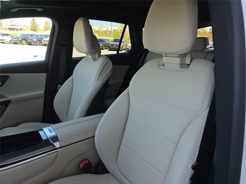 New 2026 Mercedes-Benz GLC 300 4MATIC image 22