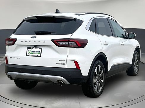 Used 2023 Ford Escape Platinum w/ Premium Technology Package AWD/4WD image 7
