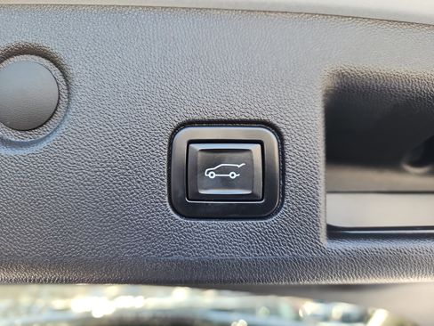 Used 2022 Chevrolet Equinox LT image 31