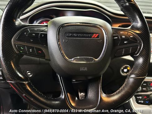 Used 2019 Dodge Challenger R/T image 12