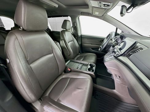 Used 2019 Honda Odyssey Touring image 32