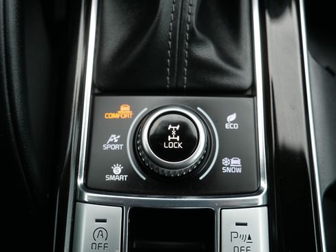 Used 2020 Kia Telluride S AWD/4WD image 30