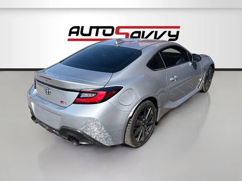 Used 2025 Toyota GR86 w/ ALL Weather Mat Package (TMS) image 7