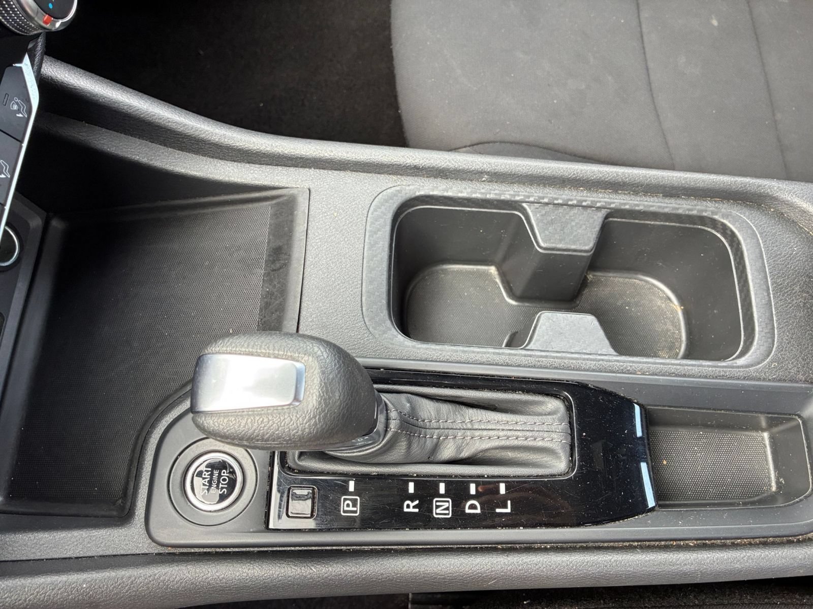 Used 2025 Nissan Sentra S FWD image 38