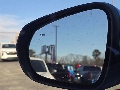 New 2026 Chevrolet Trax LT w/ Driver Confidence Package image 23