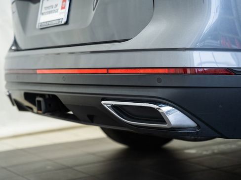 Used 2022 Volkswagen Atlas SE w/ Black Wheel Package image 6