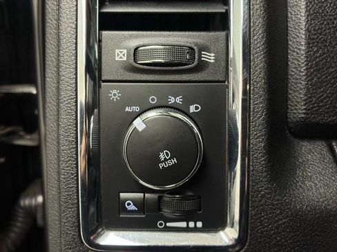 Used 2018 RAM 2500 Laramie image 55