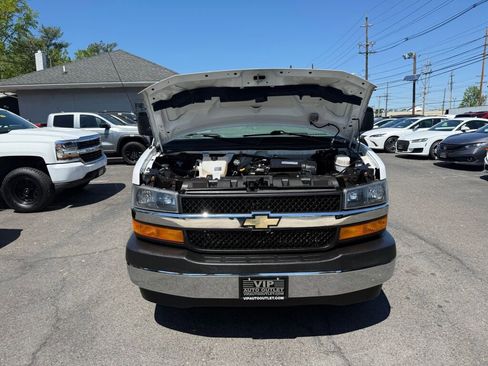 Used 2020 Chevrolet Express 2500 LT w/ LT Preferred Equipment Group RWD image 25
