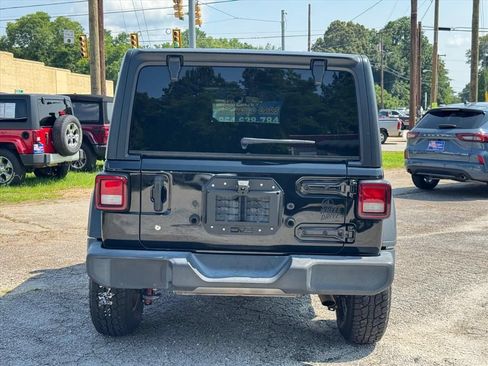 Used 2021 Jeep Wrangler Unlimited Sport AWD/4WD image 4