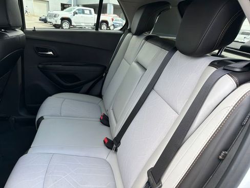 Used 2019 Chevrolet Trax LT w/ Driver Confidence Package image 21