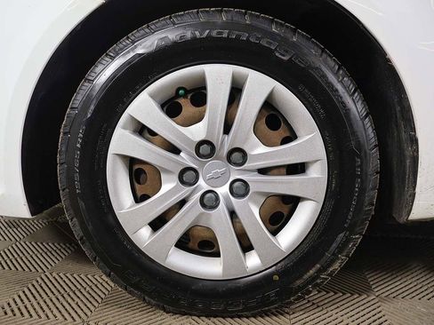 Used 2019 Chevrolet Sonic LT image 15