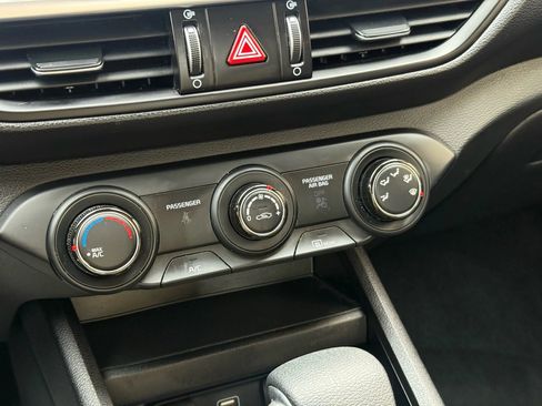 Used 2024 Kia Forte LXS w/ LXS Technology Package image 26