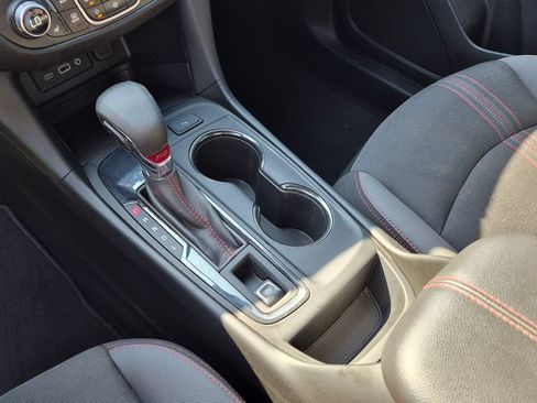Used 2022 Chevrolet Equinox RS w/ Infotainment Package FWD image 15