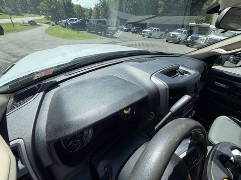Used 2019 RAM 5500 Tradesman AWD/4WD image 36