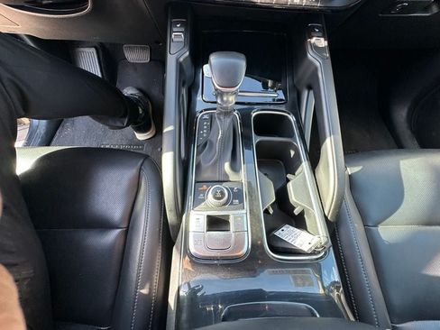 Used 2025 Kia Telluride S AWD/4WD image 16