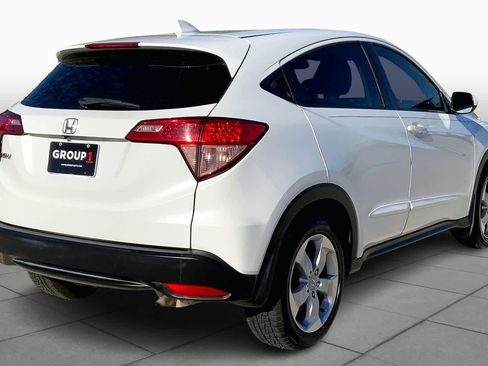 Used 2016 Honda HR-V LX image 12