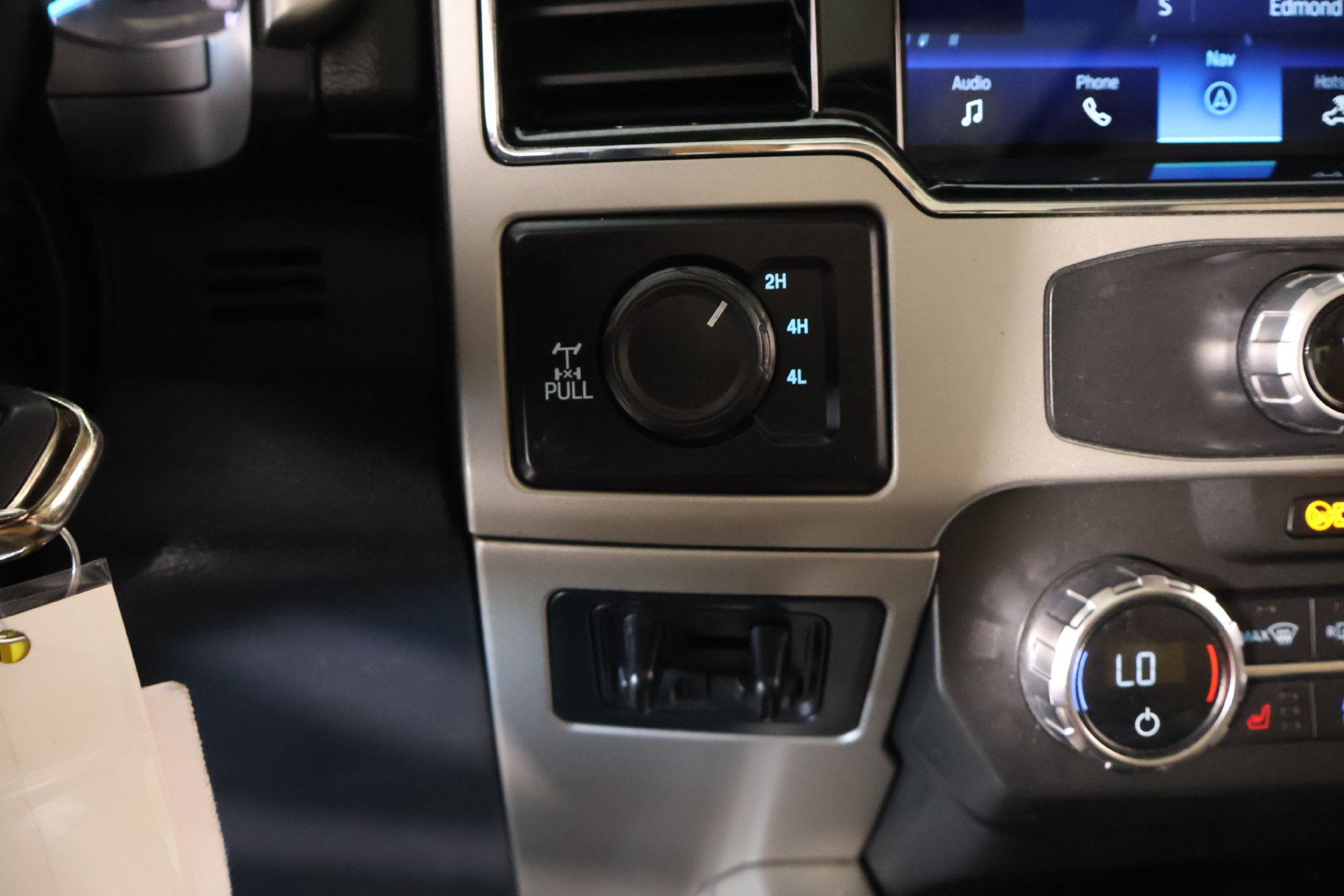 Used 2022 Ford F250 Lariat w/ Lariat Value Package AWD/4WD image 9