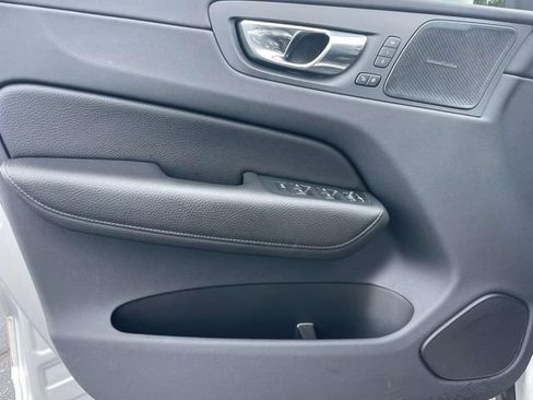 Used 2019 Volvo XC60 T5 Inscription w/ Protection Package Premier FWD image 15