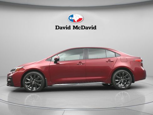 Used 2024 Toyota Corolla SE w/ SE Premium Package FWD image 30
