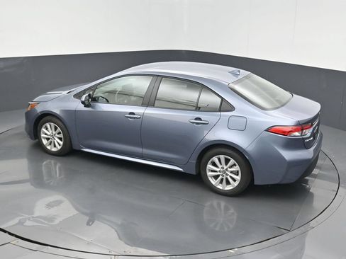 Used 2026 Toyota Corolla LE w/ LE Premium Package FWD image 15