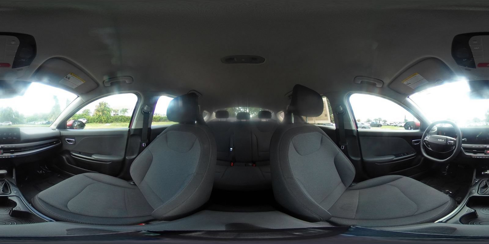 Used 2025 Kia K4 FWD image 41