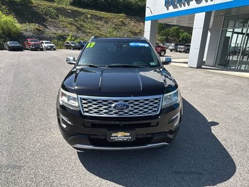Used 2017 Ford Explorer Platinum AWD/4WD image 9