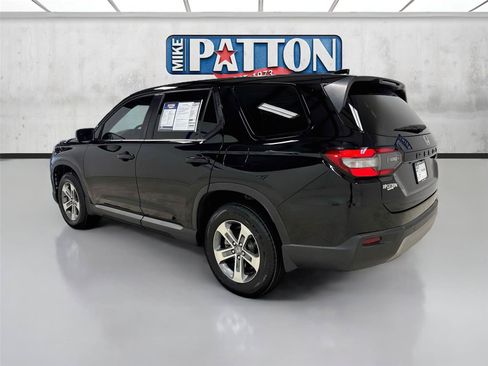 Used 2023 Honda Pilot EX-L image 5