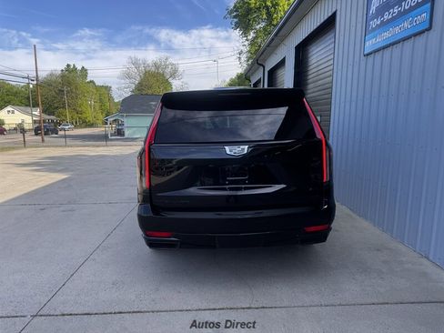 Used 2021 Cadillac Escalade Sport w/ Driver Assist Tech Package image 14