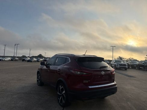 Used 2022 Nissan Rogue Sport SL w/ Premium Package FWD image 15