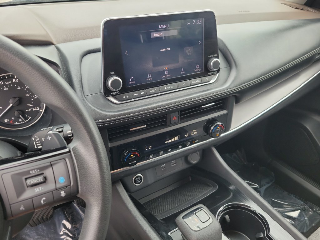Used 2023 Nissan Rogue SV FWD image 24