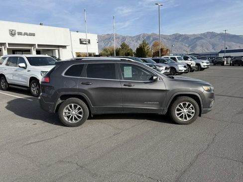 Used 2020 Jeep Cherokee Latitude Plus w/ Cold Weather Group image 5