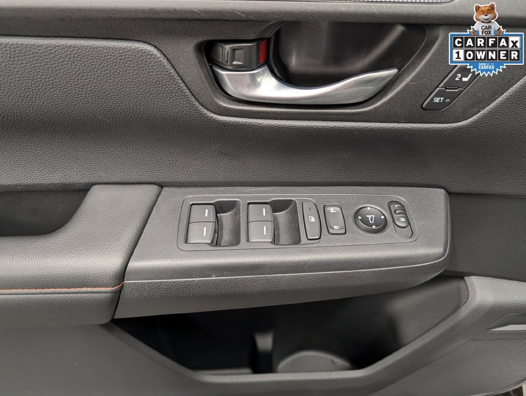 Used 2025 Honda CR-V Sport-L image 10