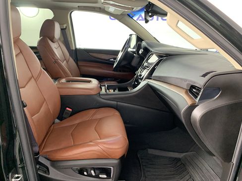 Used 2016 Cadillac Escalade Premium AWD/4WD image 42