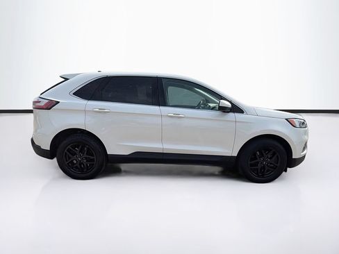 Used 2024 Ford Edge SEL w/ Convenience Package AWD/4WD image 4