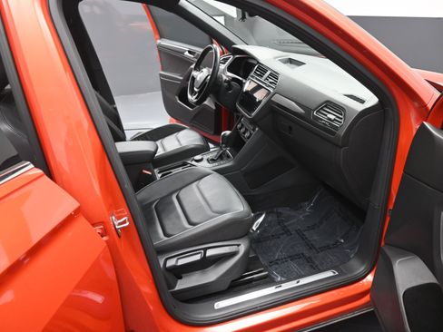 Used 2019 Volkswagen Tiguan SEL Premium R-Line image 20