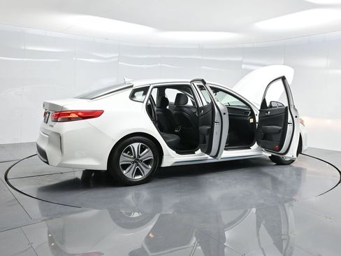 Used 2018 Kia Optima EX image 4