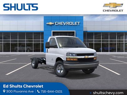 New 2025 Chevrolet Express 3500 w/ Power Convenience Package