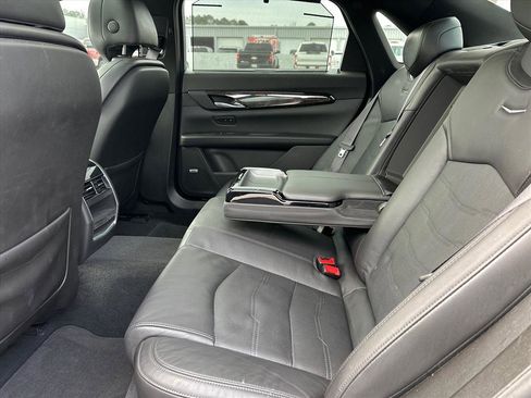 Used 2017 Cadillac CT6 Luxury image 12