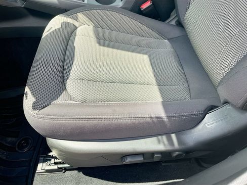 Used 2024 Subaru Crosstrek 2.0i Premium AWD/4WD image 18