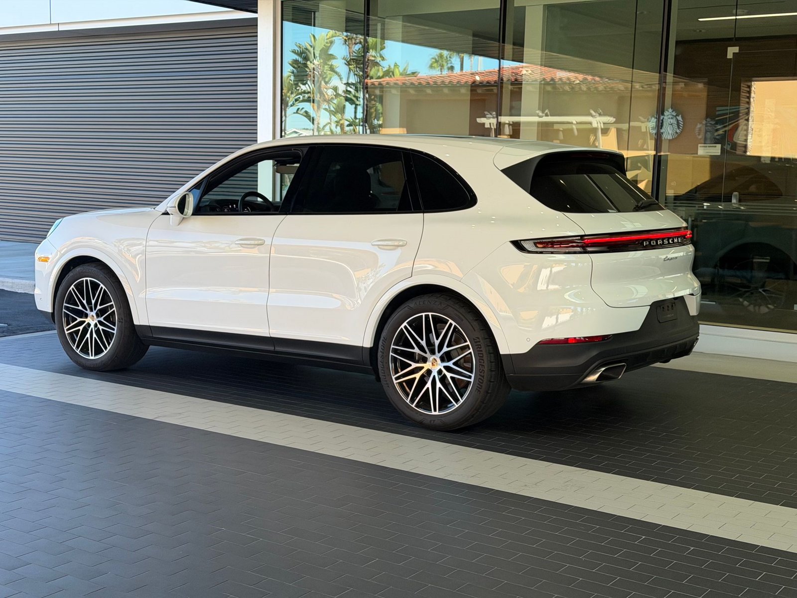 Certified 2024 Porsche Cayenne AWD/4WD image 7