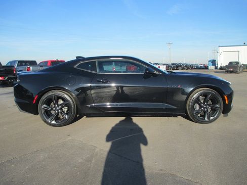 Certified 2022 Chevrolet Camaro LT w/ RS Package image 4
