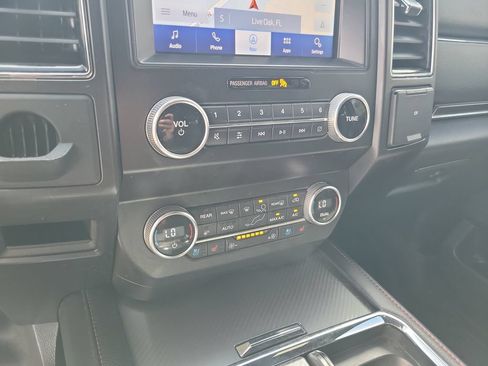 Used 2021 Ford Expedition Limited RWD image 34