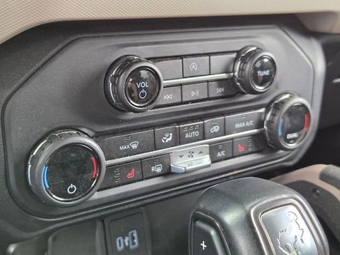 Used 2021 Ford Bronco Big Bend AWD/4WD image 20