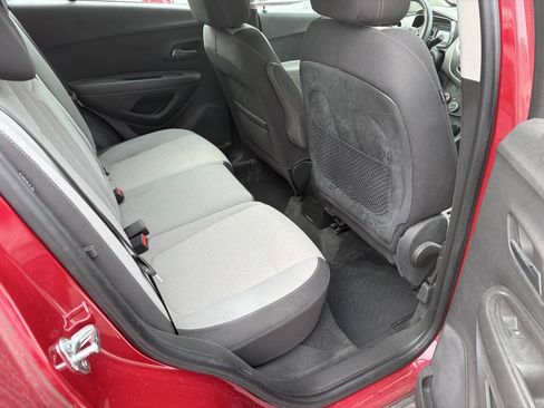 Used 2015 Chevrolet Trax LS w/ LPO, Protection Package FWD image 12