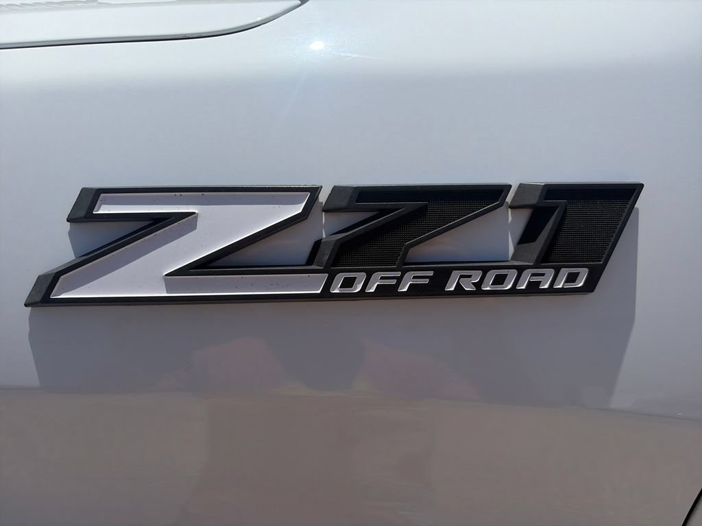 Used 2020 Chevrolet Silverado 1500 LT w/ All-Star Edition AWD/4WD image 37